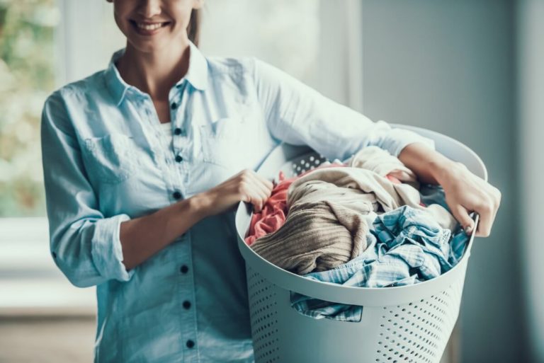 Benefits of Hiring a Laundry Service
